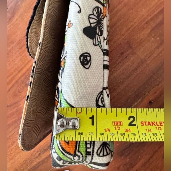 Sakroots Love Song Peace Birds Design Artist Multicolor Crossbody Bag EUC 9”x 8” - Picture 11 of 16